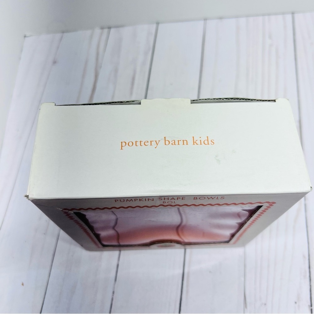Pottery Barn Kids NEW IN BOX Boo Pumpkin Shape Melamine Bowls 4 piece set - Picture 4 of 5